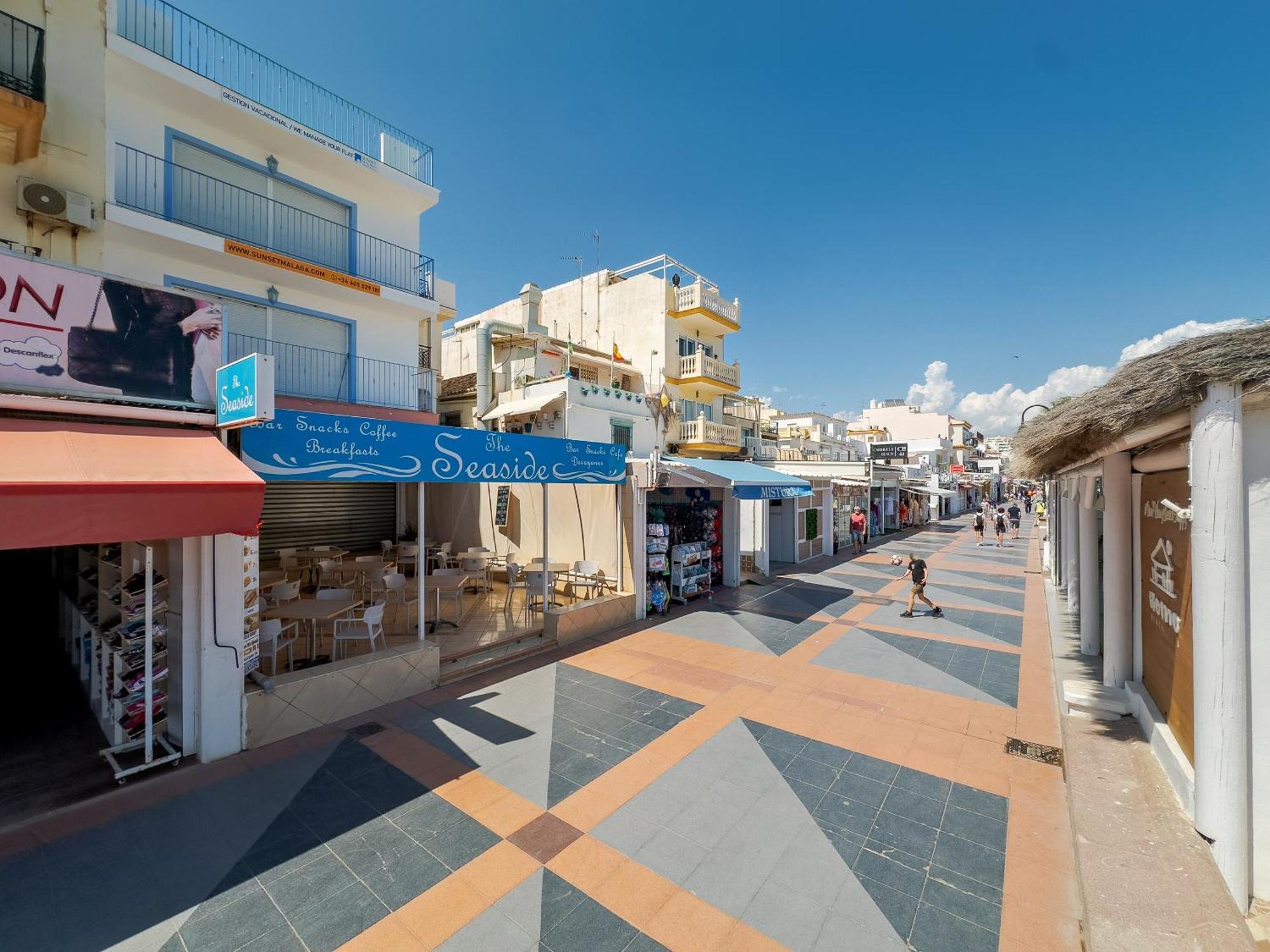 Carihuela - Beach & Sun Torremolinos Exterior photo