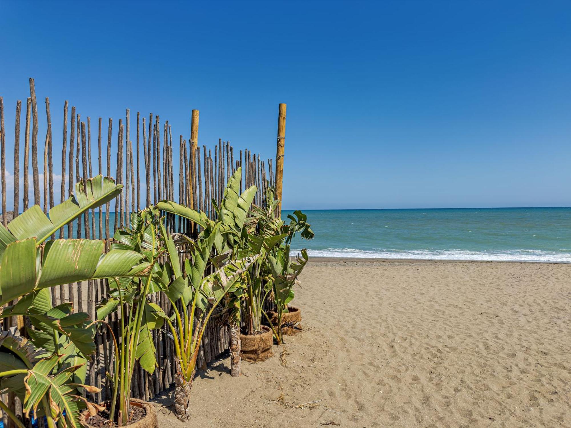Carihuela - Beach & Sun Torremolinos Exterior photo