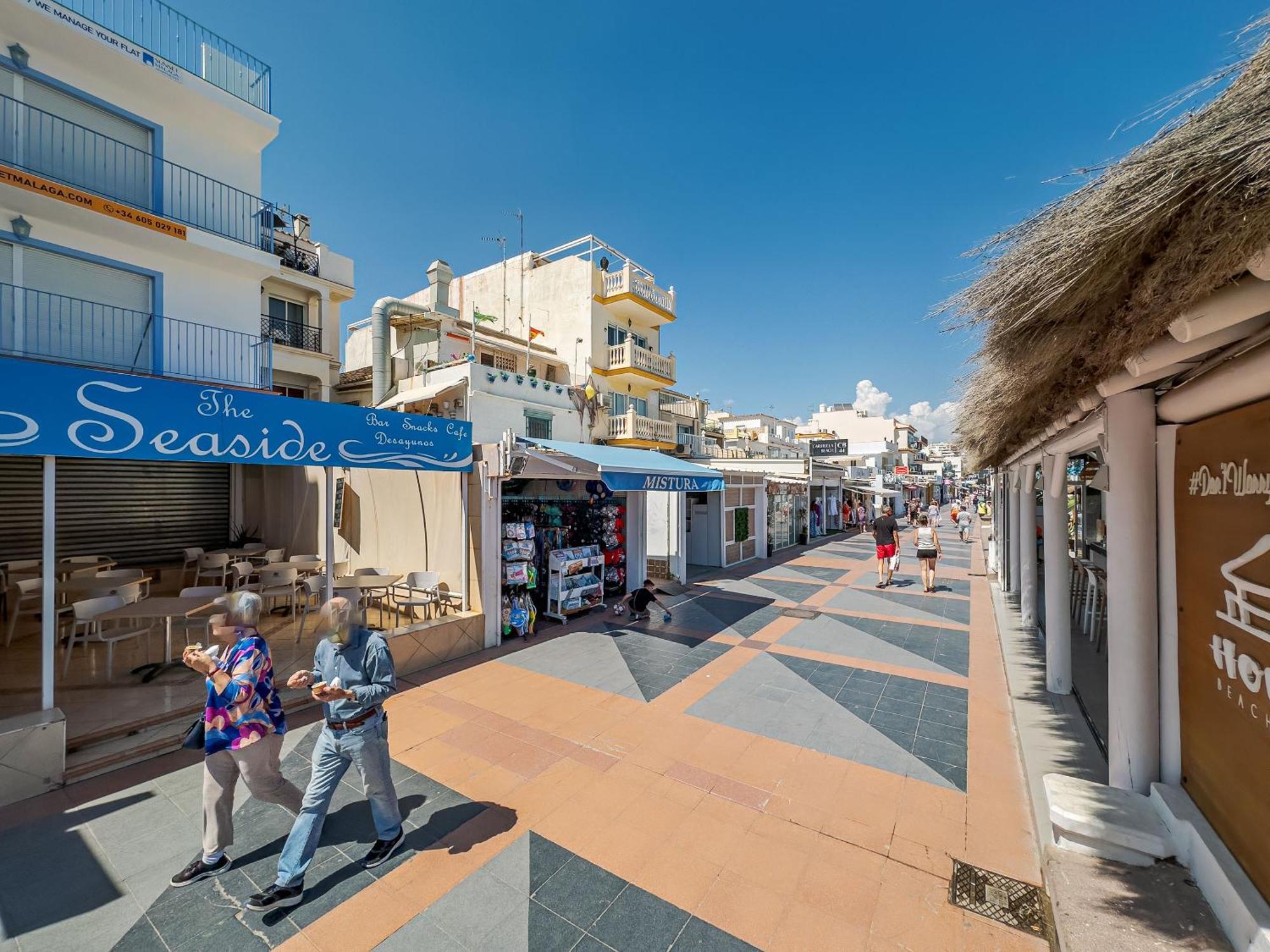 Carihuela - Beach & Sun Torremolinos Exterior photo